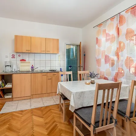 Vinko Apartamento Starigrad Paklenica